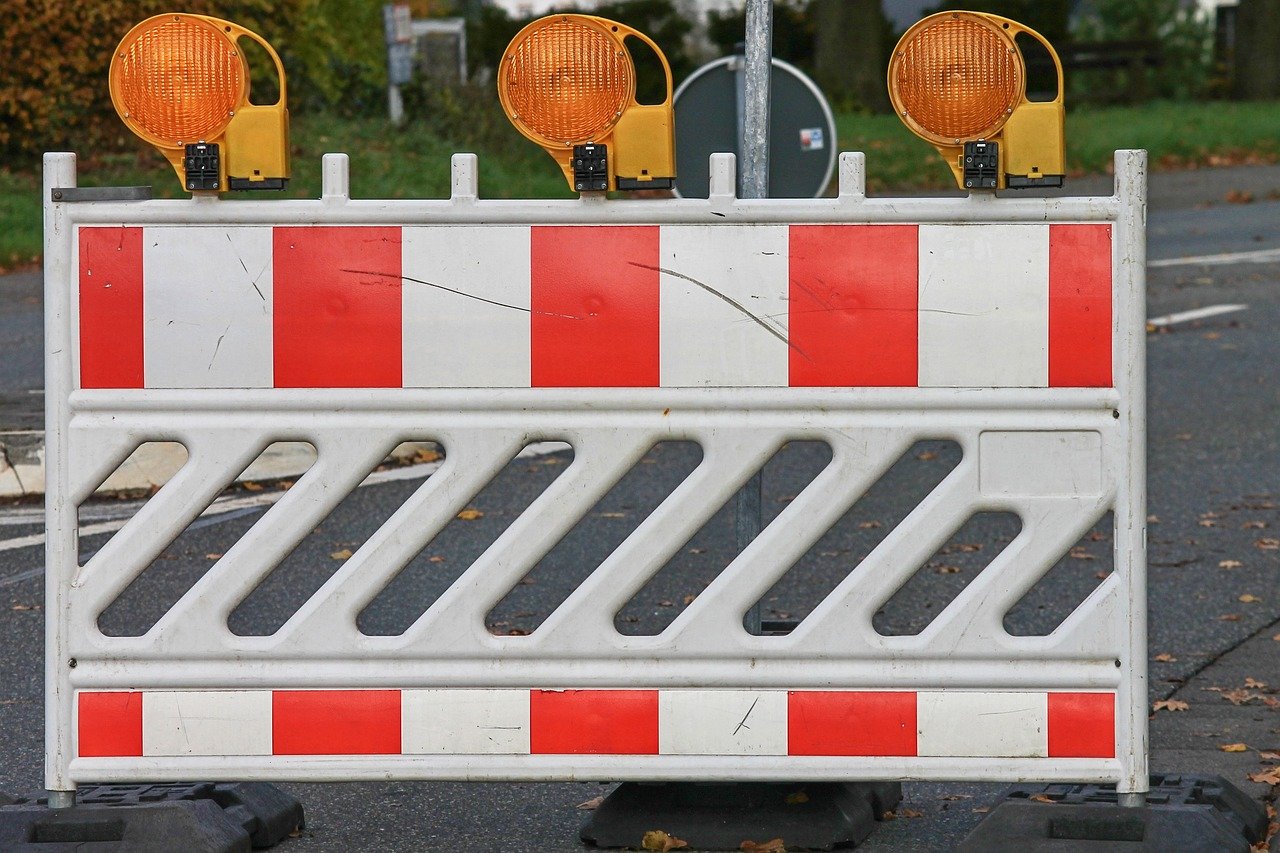 Staatsstraße zwischen Sünching und Oberehring - Behinderungen durch Angleichen von Schieberkappen